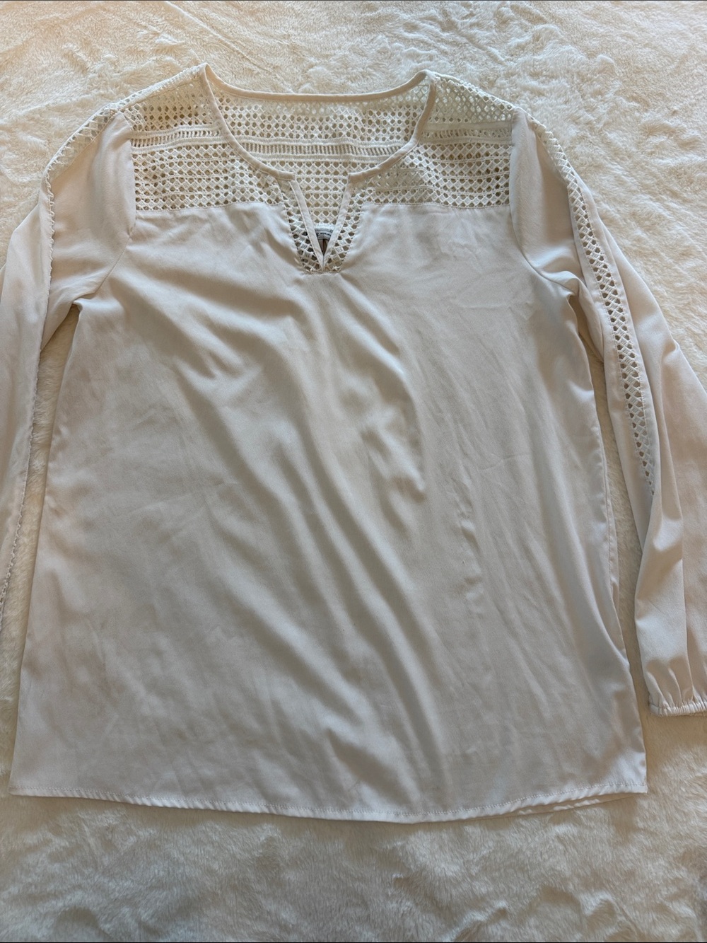 Bass White Crochet Yoke Long-Sleeve Tunic Top